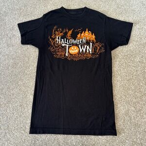 The Nightmare Before Christmas Halloween Town Graphic Tee Hot Topic‎ size XS